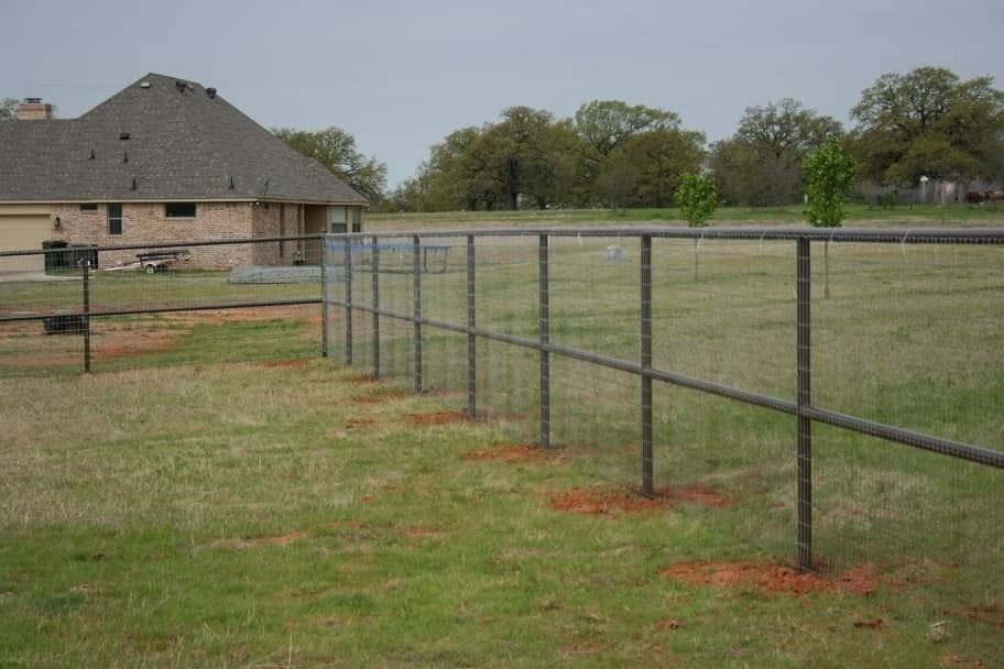 Residential Pipe Fence Designs – Select the Correct One